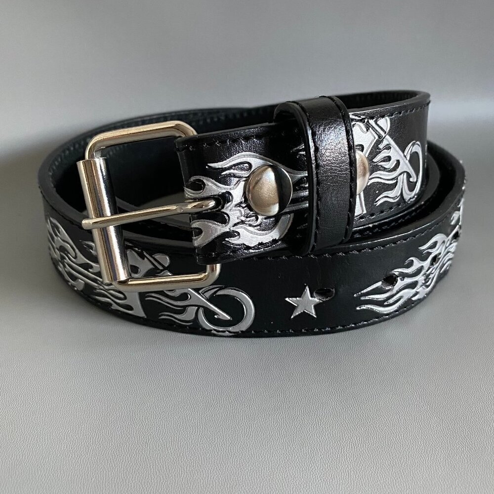 Men's Leather Motorcycle Belt Sz 40"to 44"​​​​​​​​